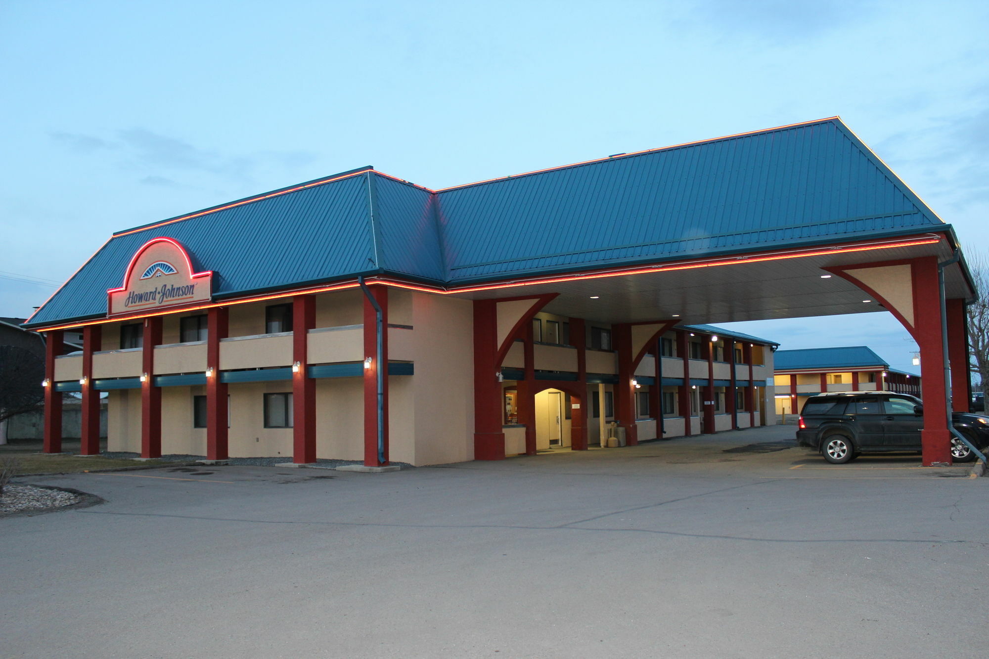 Howard Johnson By Wyndham Red Deer Bagian luar foto